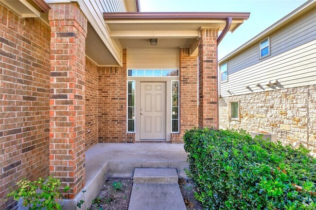 Building Photo - 2217 Nestlewood Dr Rental