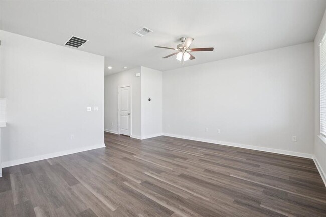 Photo - 2332 Delano Dr