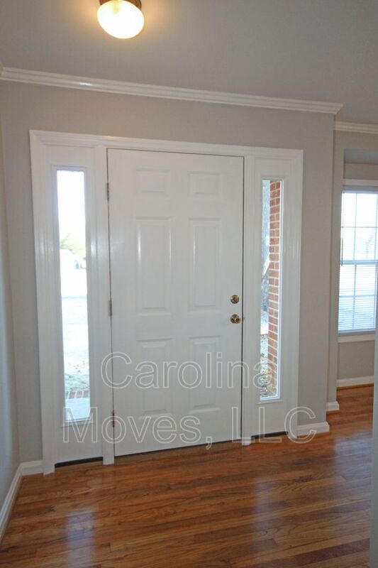 Photo - 16 Ashwood Ave