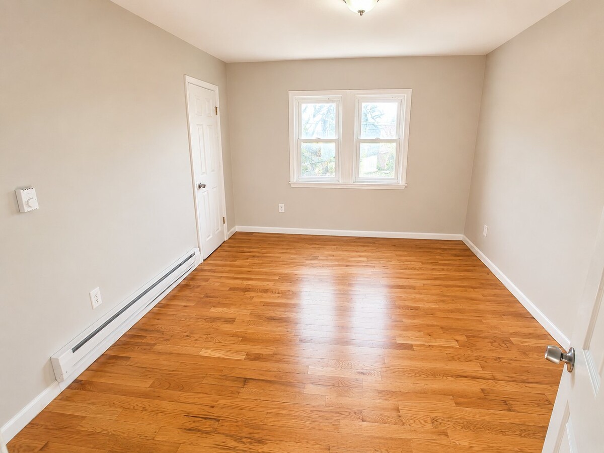 Photo - 86 Stuyvesant Ave. Unit 3