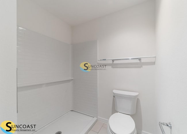 Photo - 1251 Shayla Ter