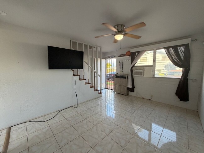 Building Photo - Bright Two Bedroom in Ewa Beach