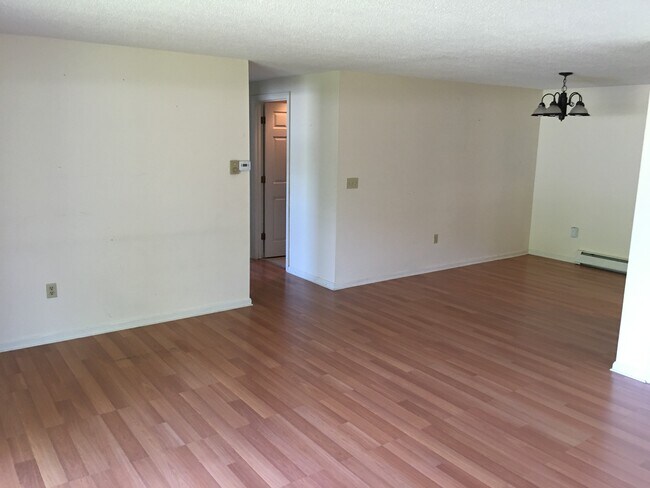 Photo - 13 Academy Pl Unidad 27