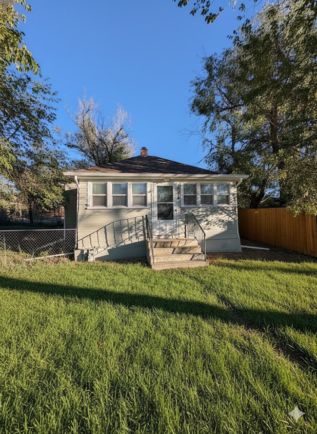 Building Photo - 1904 Glenn St