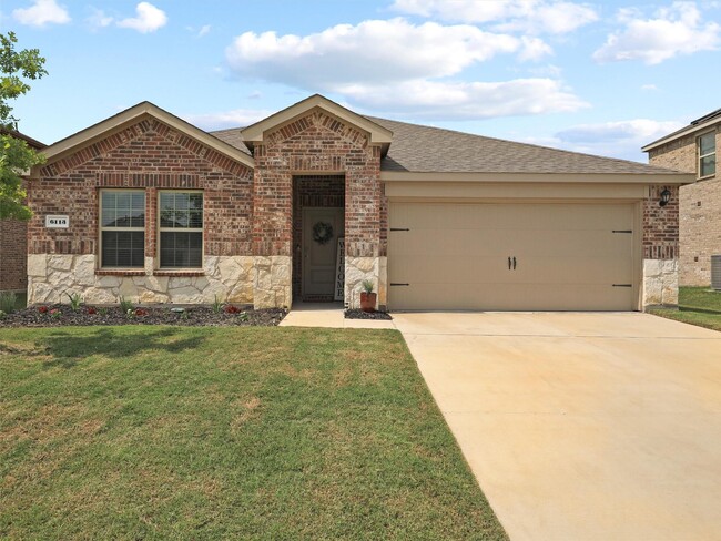 Welcome home! - 6113 Bracken Dr House