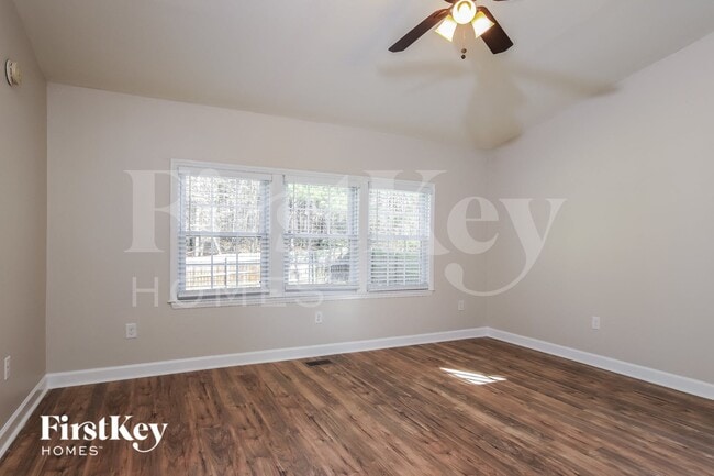 222 Tillamook Dr