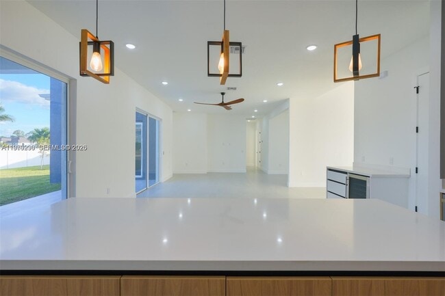 Photo - 5 SW 26th Pl