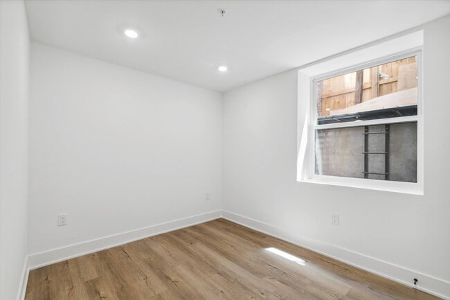 Photo - 1834 N 18th St Unit B