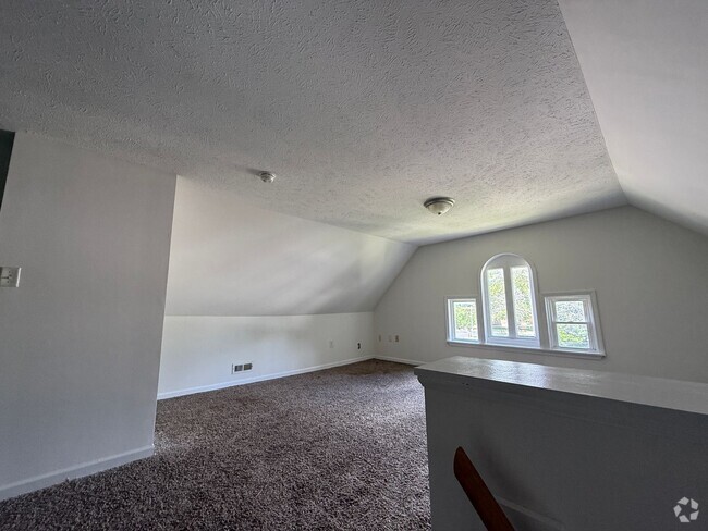 Building Photo - 942 W Edwards St Unit B Rental