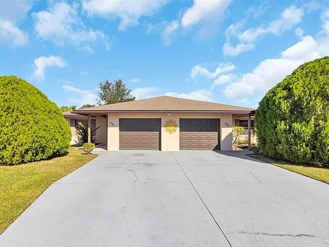 Photo - 378 Dundee Dr Townhome