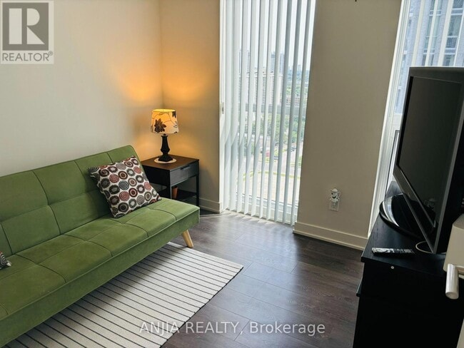 Photo - 6 Sonic Way Unité 1807