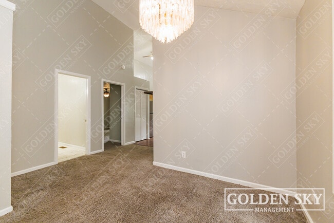 Photo - 2708 S Mulberry St