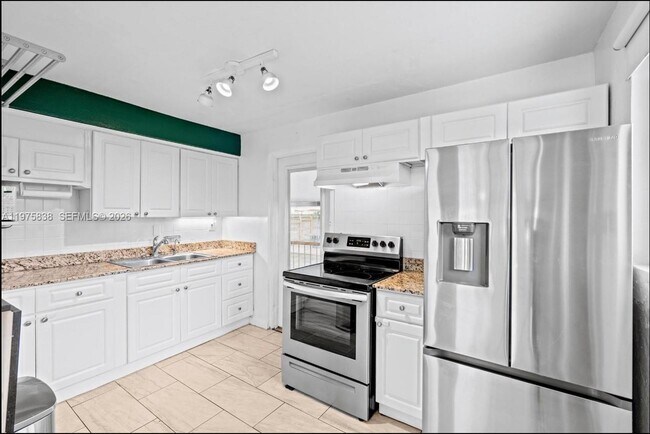 Photo - 5754 SW 20th St