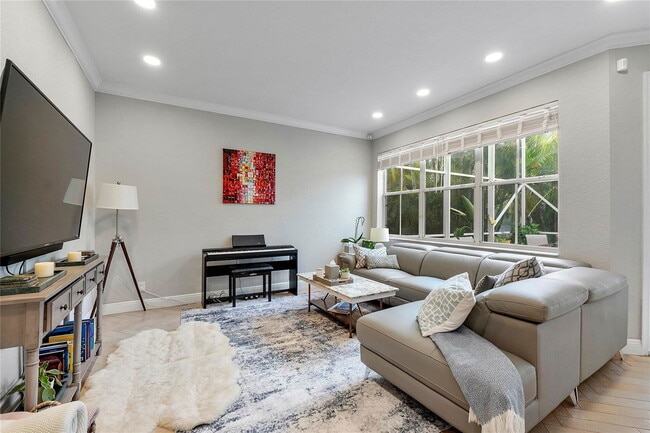 Photo - 604 Stanton Dr