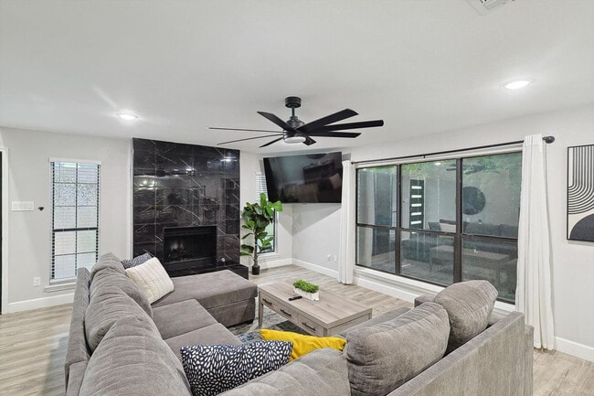 Photo - 1101 Homestead St Unidad SI ID1514794P