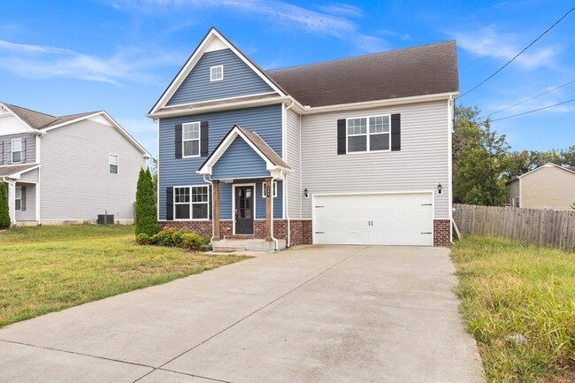 Photo - 733 Hollandale Rd