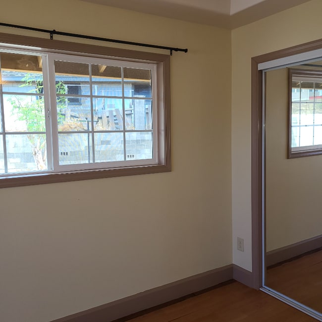 Photo - 547 Kaao Cir