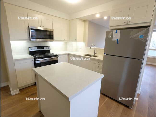 Photo - 60 Wasdale Crescent Unit 11