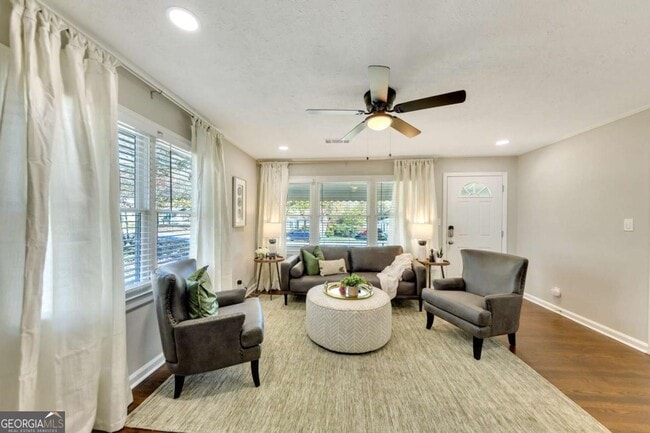 Photo - 55 Guinn St SW