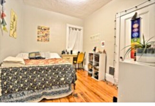 Photo - 201 Hillside St Unidad 2