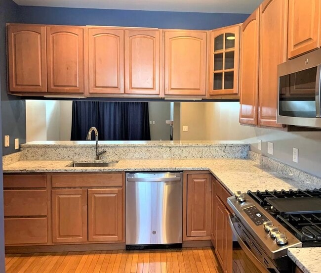 Photo - 2550 Cleinview Ave