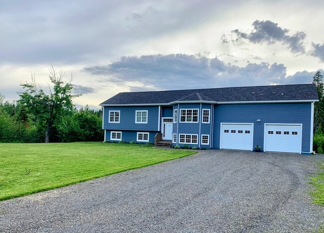 Building Photo - House for Rent