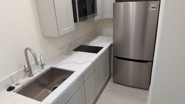 Photo - 8551 Kenneth Clyde St