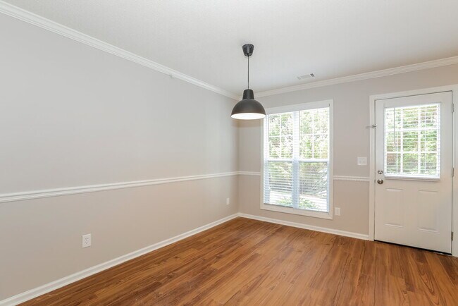 Photo - 3836 Pine Village Pl