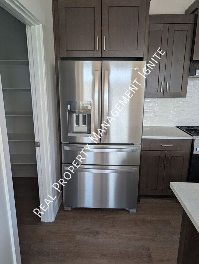 Photo - 60948 SE Apollo Pl