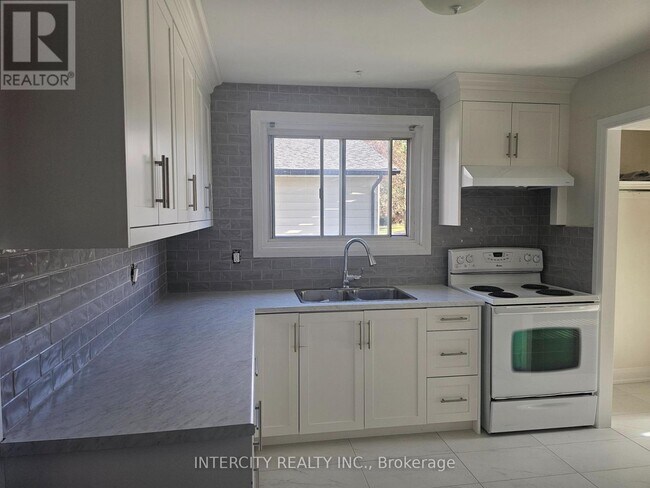 Photo - 108 Mellow Crescent