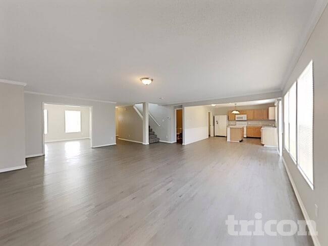 Photo - 8144 Crackling Ln