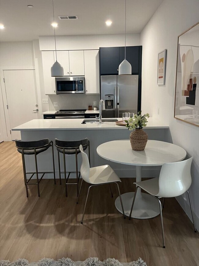 2310 4th St NE Unidad 2310 4th St NE - 1
