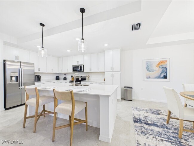 Building Photo - 5527 Double Eagle Cir Unit 3817 Rental