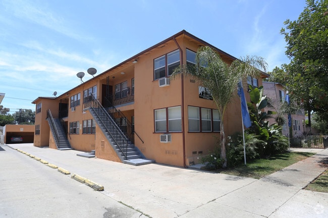 Building Photo - 9128 National Blvd Rental
