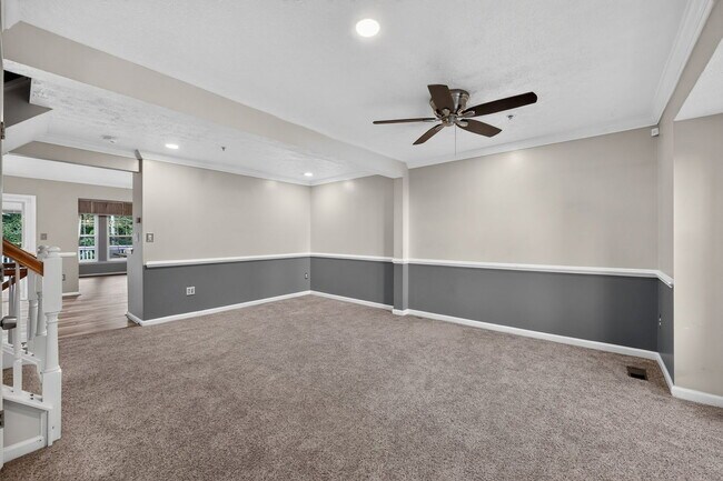 Photo - 8155 Deer Chase Ln