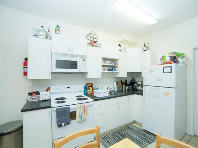 Photo - 1535 W Norris St Apartment Unit 2