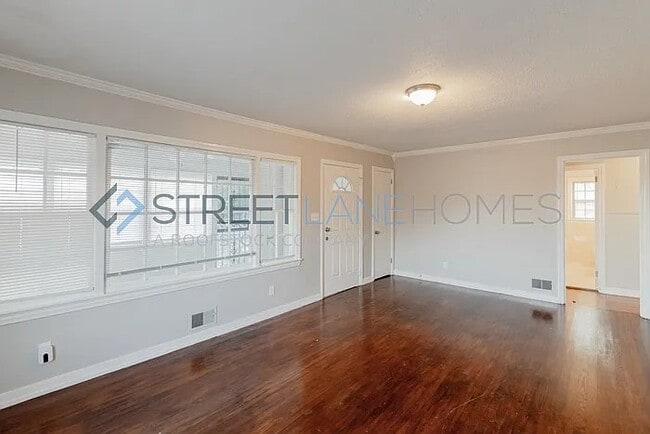 Photo - 1636 5th Ave W