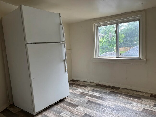 Photo - 337 W Biddle St Unit 2