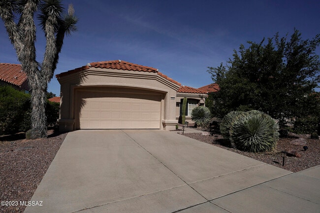 Building Photo - 14269 N Trade Winds Way