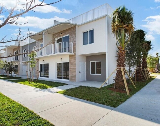Photo - 25810 SW 144th Ave