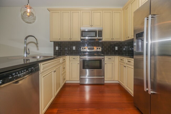 Photo - The Infinity Luxury Residences. Unit 523