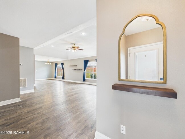 Photo - 115 La Rue Vil