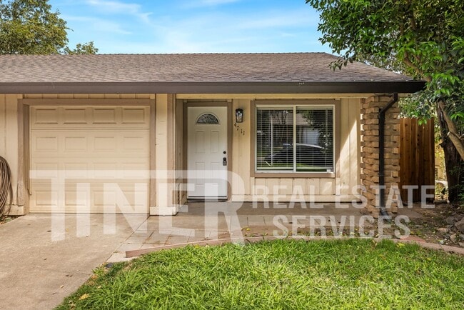 Building Photo - 4711 Large Oak Ct