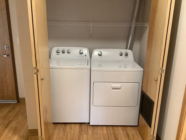 Photo - 1300 Telegraph Rd Unit A107