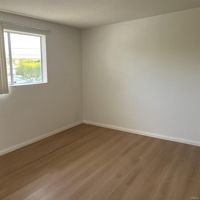 Building Photo - 12905-12921 Palm St