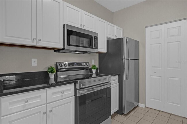 Photo - 14304 Fredricksburg Dr Unit 420