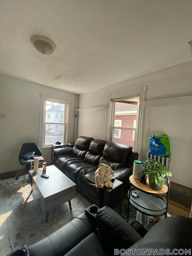 15 Curtis Ave Unit 1