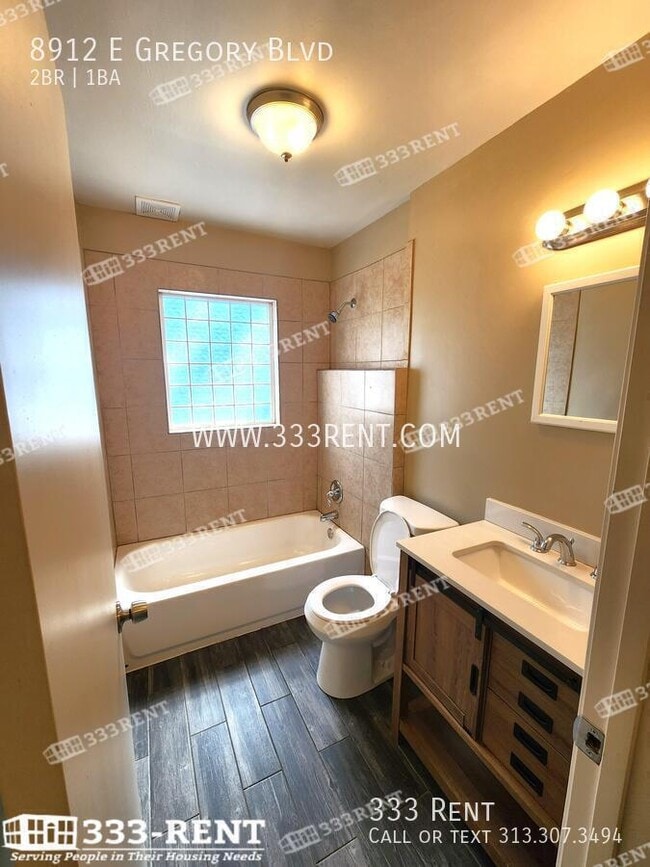 Photo - 8912 E Gregory Blvd