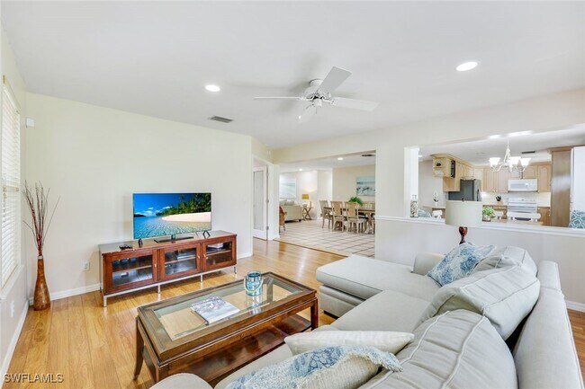 Photo - 131 Cajeput Dr