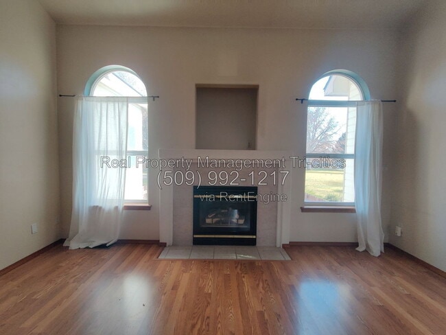 Photo - 2650 Sandstone Ln